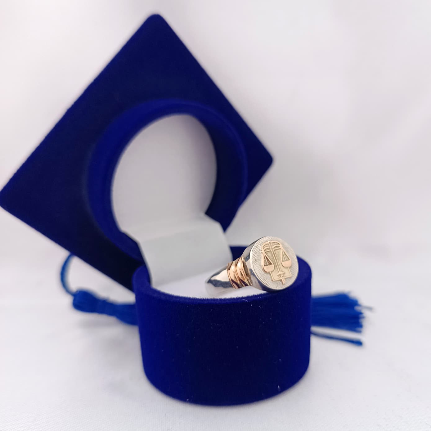Anillos Profesión Abogacía Logo Clásico