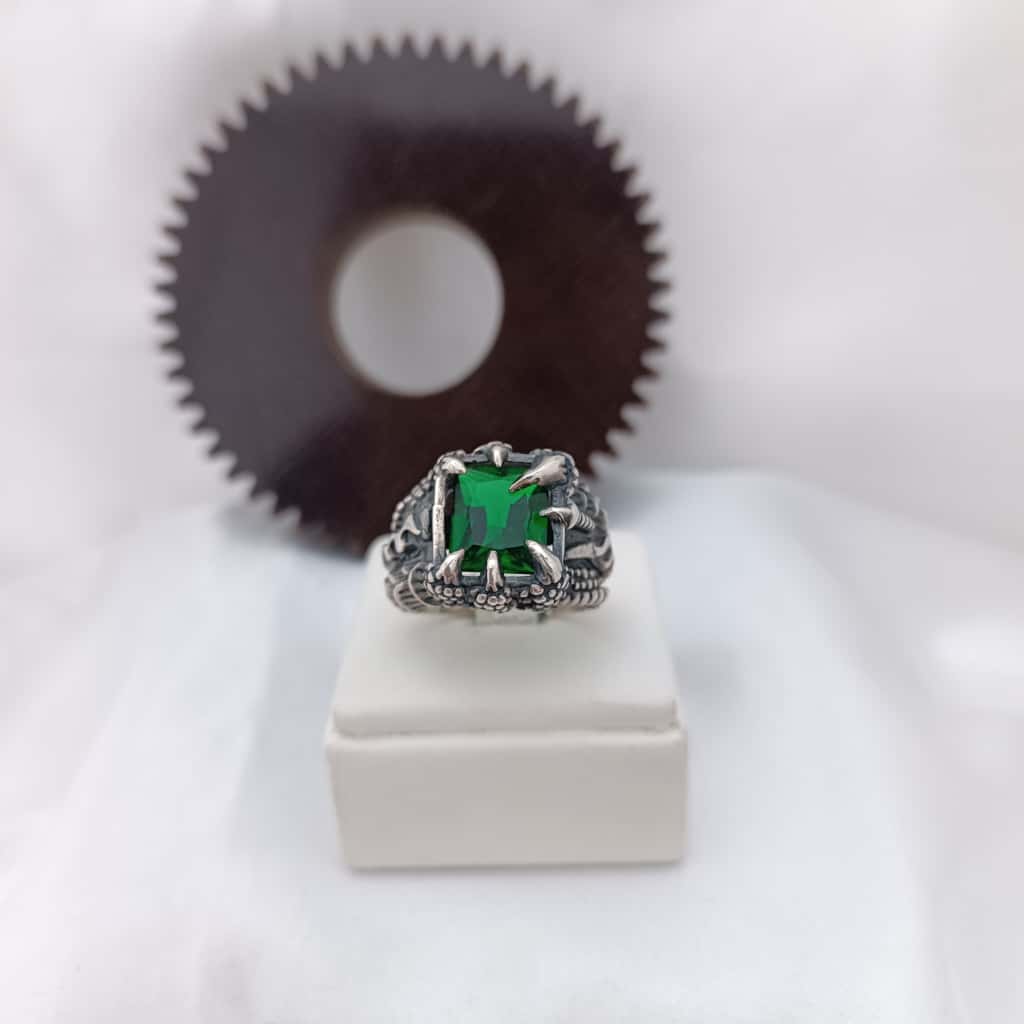 Anillo Garra de Dragón
