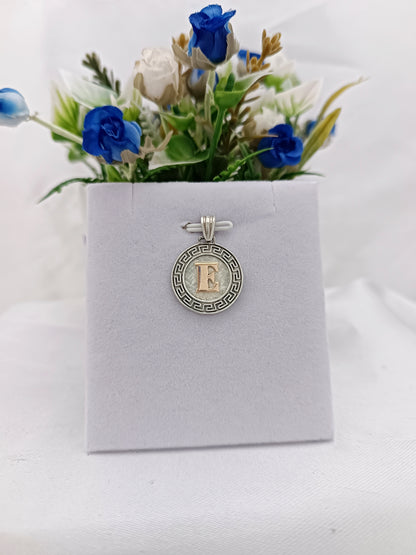 Medallas con Iniciales Varios Modelos