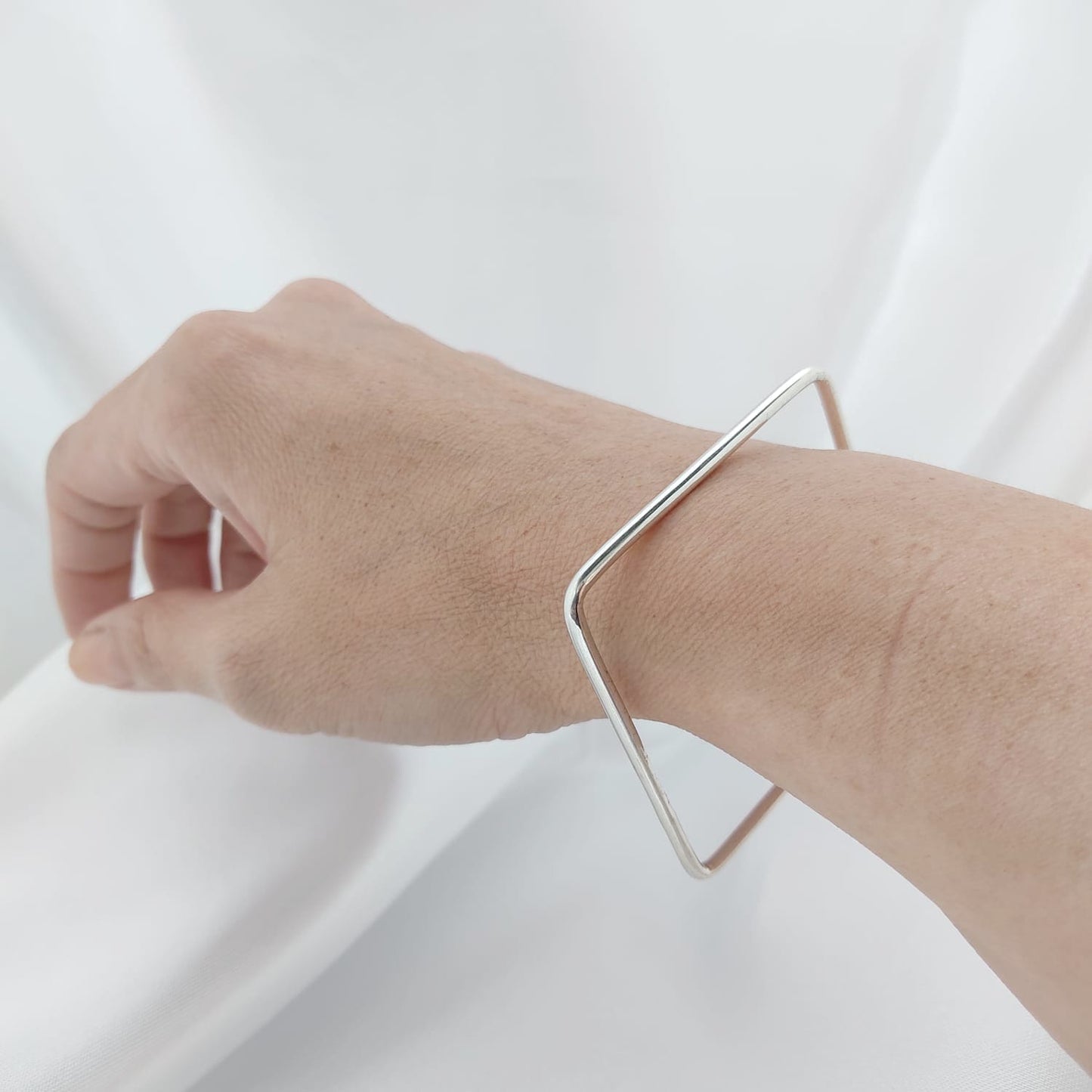 Pulsera Esclava Cuadrada