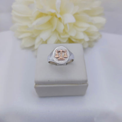 Anillos Profesión Abogacía Logo Moderno