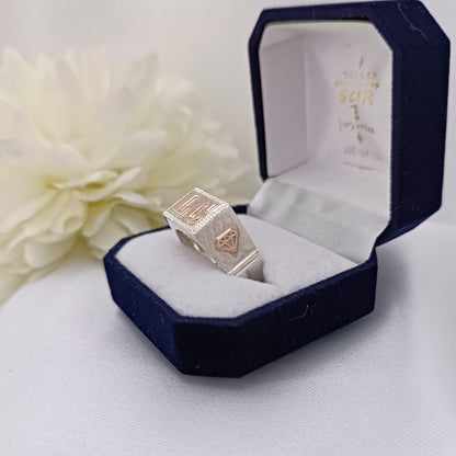 Anillo Iniciales Joven