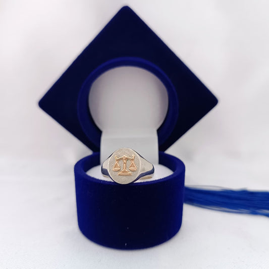 Anillos Profesión Abogacía Logo Moderno