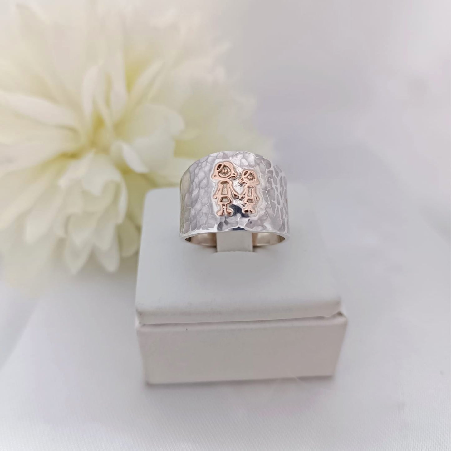 Anillo Familia