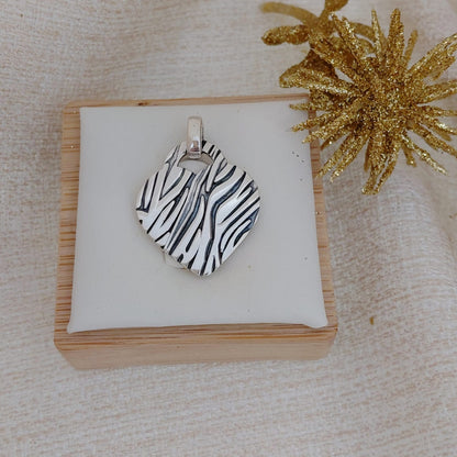 Dijes Corazón Animal Print